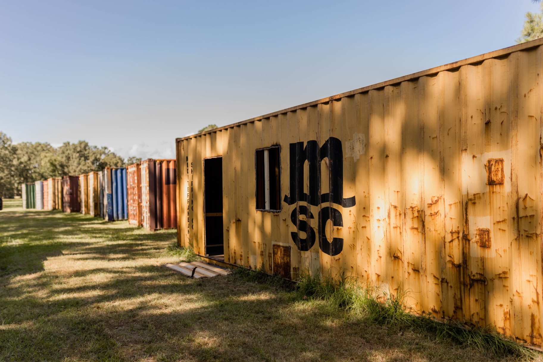 Container cabin row